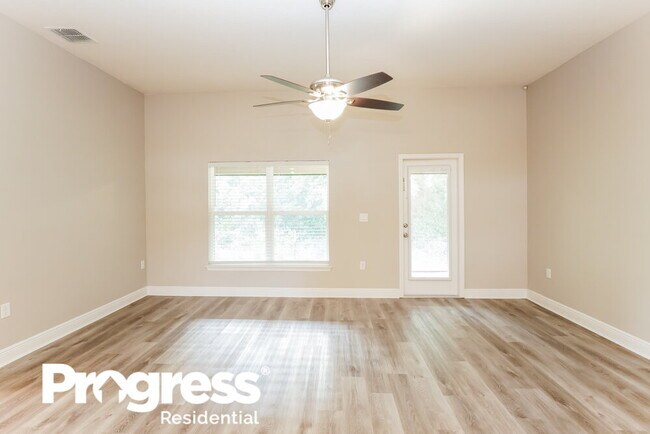 Building Photo - 605 Bradley Way