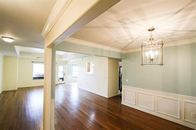 Building Photo - Come home in desirable Centerton neighborh...