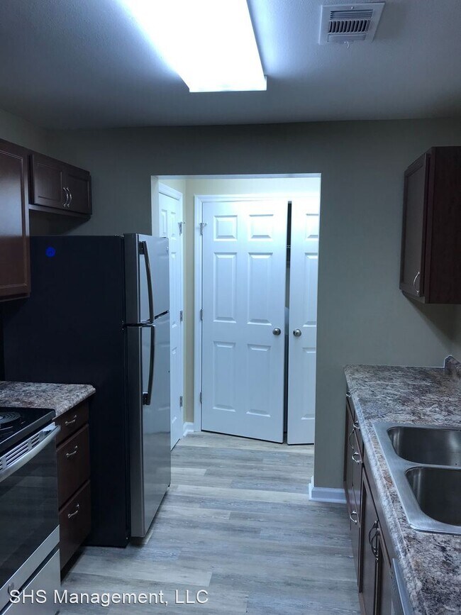 Foto del edificio - 4 br, 2 bath House - 209 Iris Circle