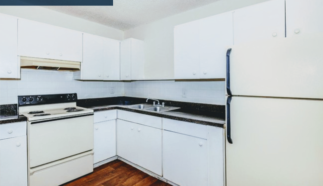 Foto del edificio - 200 Whitewood St