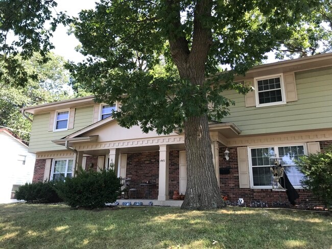 Building Photo - 443 N Grandview Blvd