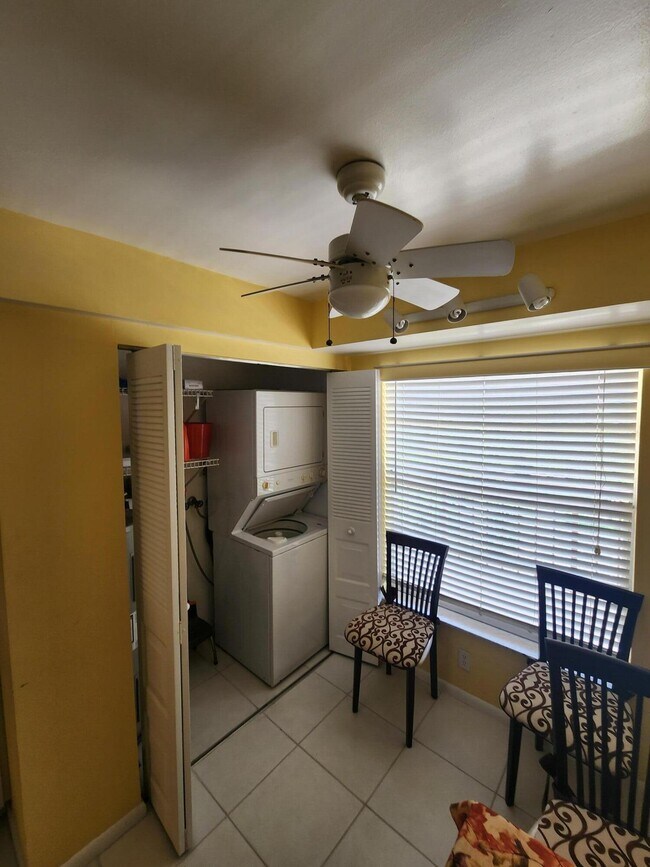 Foto del edificio - 14671 Bonaire Blvd
