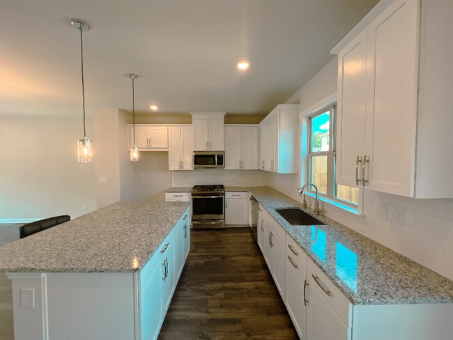 Foto del edificio - 3468 Hidden Valley Cir