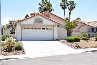 Building Photo - 701 Inglenook Dr