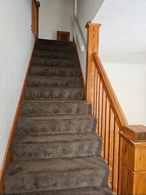 Foto del edificio - 135 E Harding Rd