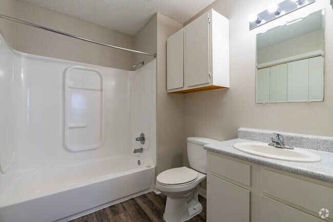 2BR, 2BA - 996SF - Caraway Commons