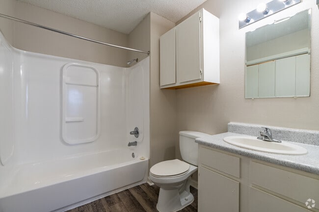 2BR, 2BA- 996SF - Caraway Commons