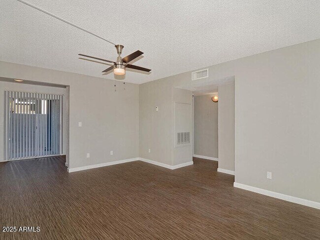 Foto del edificio - 17805 N 40th St
