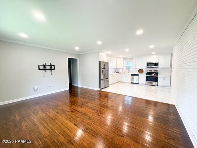 Building Photo - 104 Birch Dr