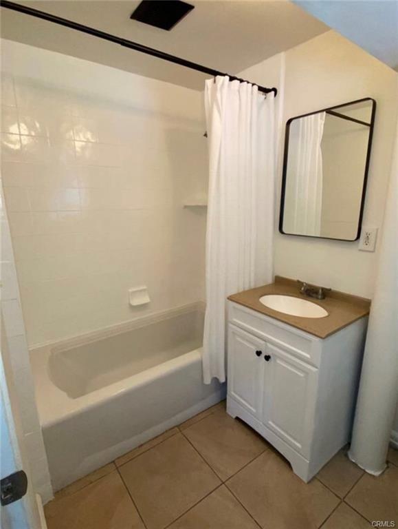 Foto del edificio - 832 E 7th St