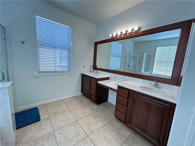 Building Photo - 5553 Fairmeade Way