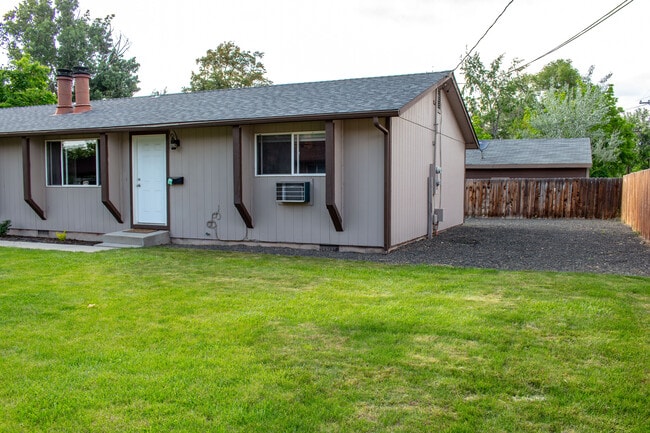 Building Photo - 2018-2020 S Owyhee