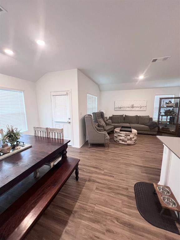 Foto del edificio - 276 George Neggan Ln