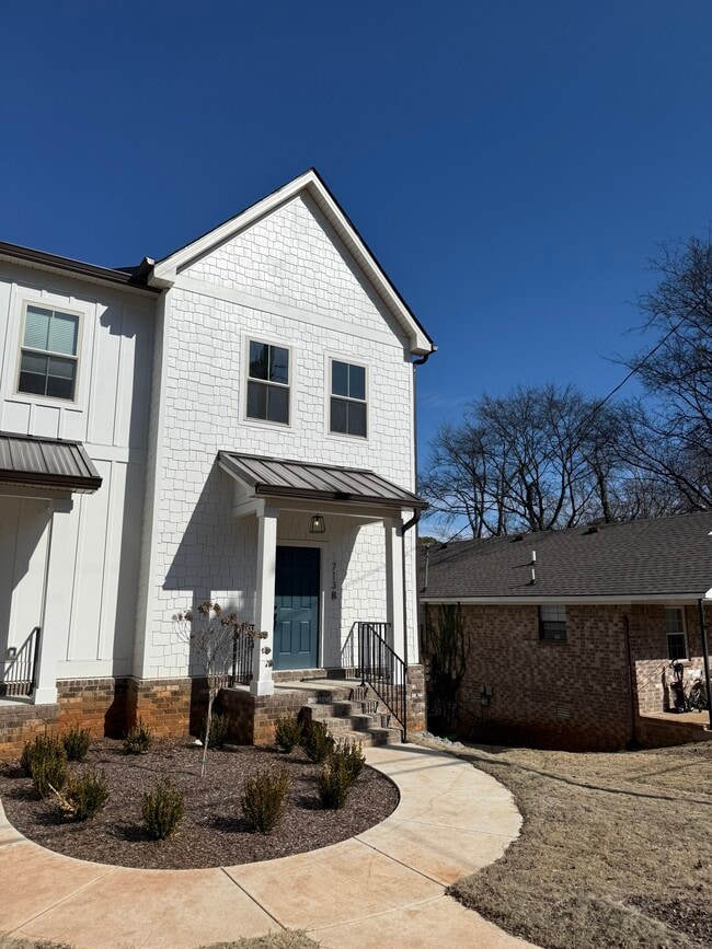 Building Photo - 713 Ewing Blvd