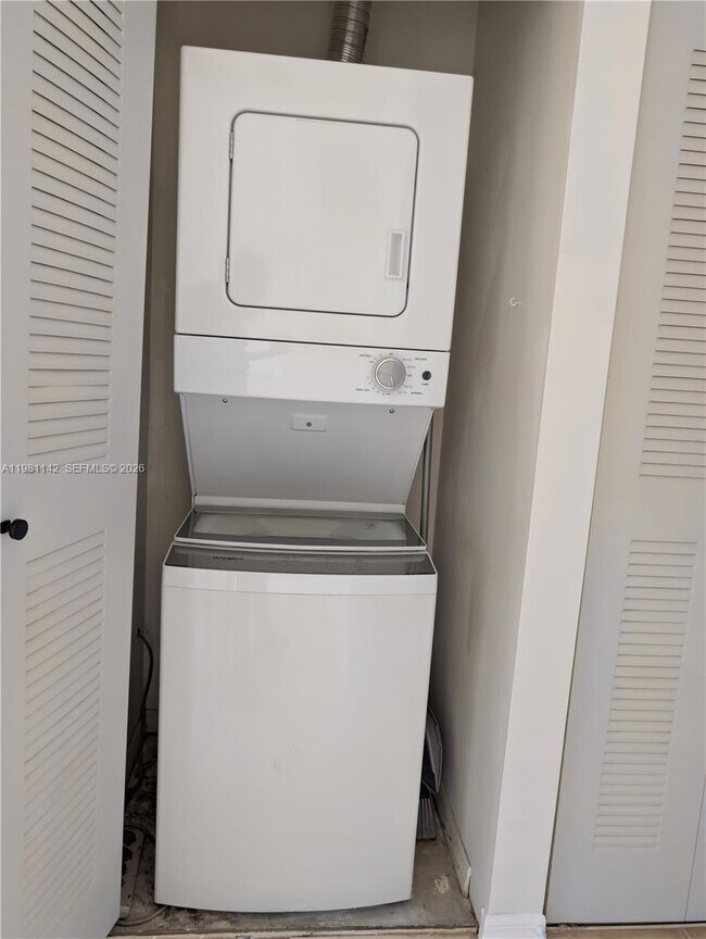 Foto del edificio - 3680 N 56th Ave