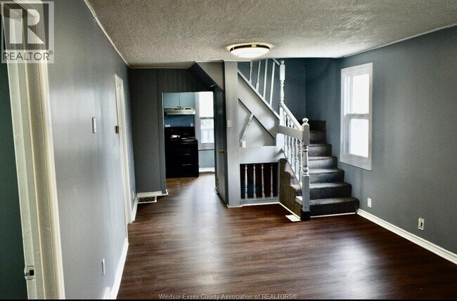 Building Photo - 505 St Joseph St