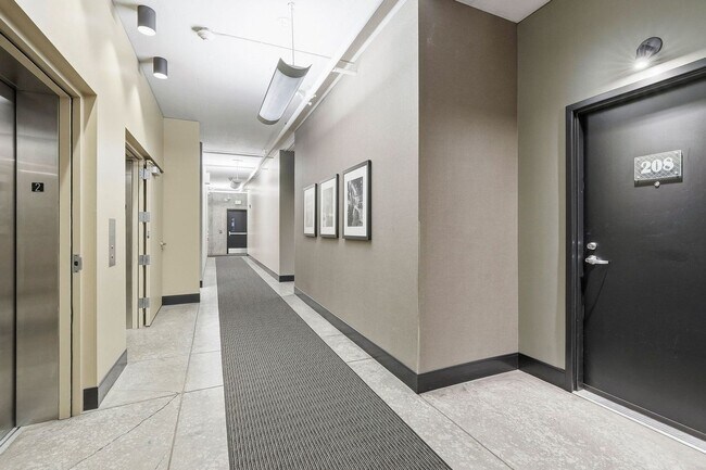 Foto del edificio - 408 NW 12th Ave