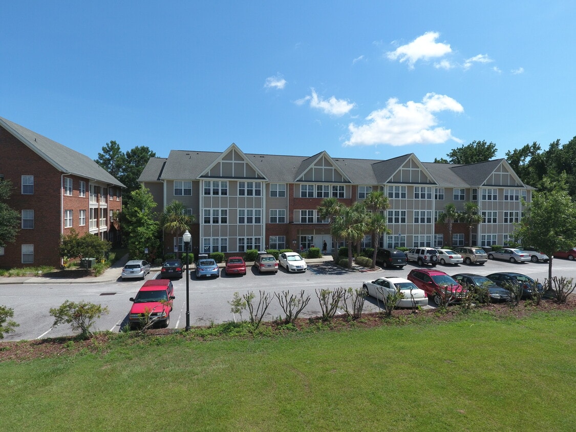 Building Photo - Seven Farms Village