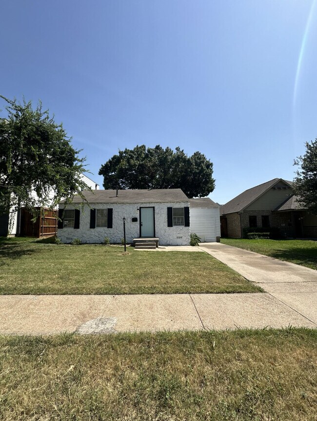 Building Photo - 4622 Stigall Dr