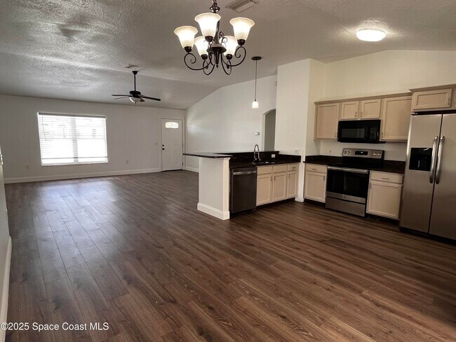 Foto del edificio - 2941 Jupiter Blvd SE