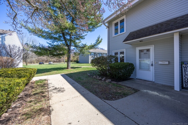 Building Photo - 109 Florence Rd