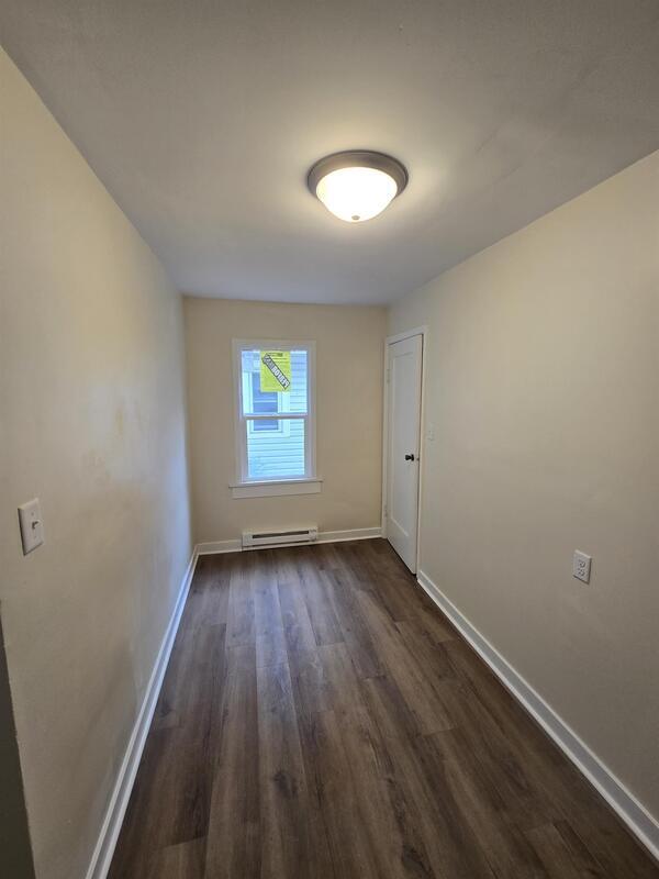 Foto del edificio - 1327 N Chester Ave