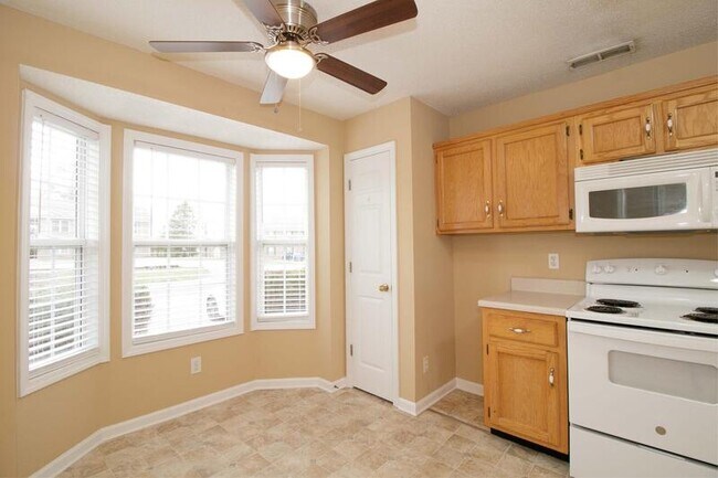 Building Photo - 2107 Ringgold Ct