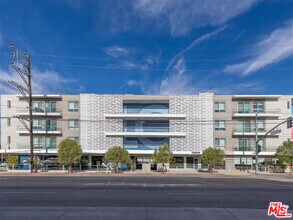 Building Photo - 710 N El Centro Ave