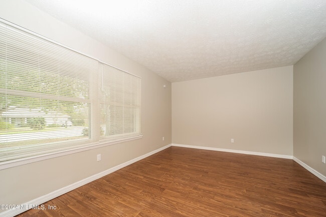 Building Photo - 6026 Greenwillow Ct