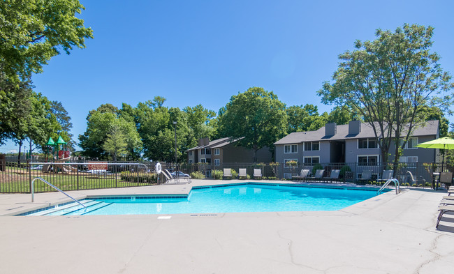 Parkwood Apartments - Charlotte, NC | Apartments.com