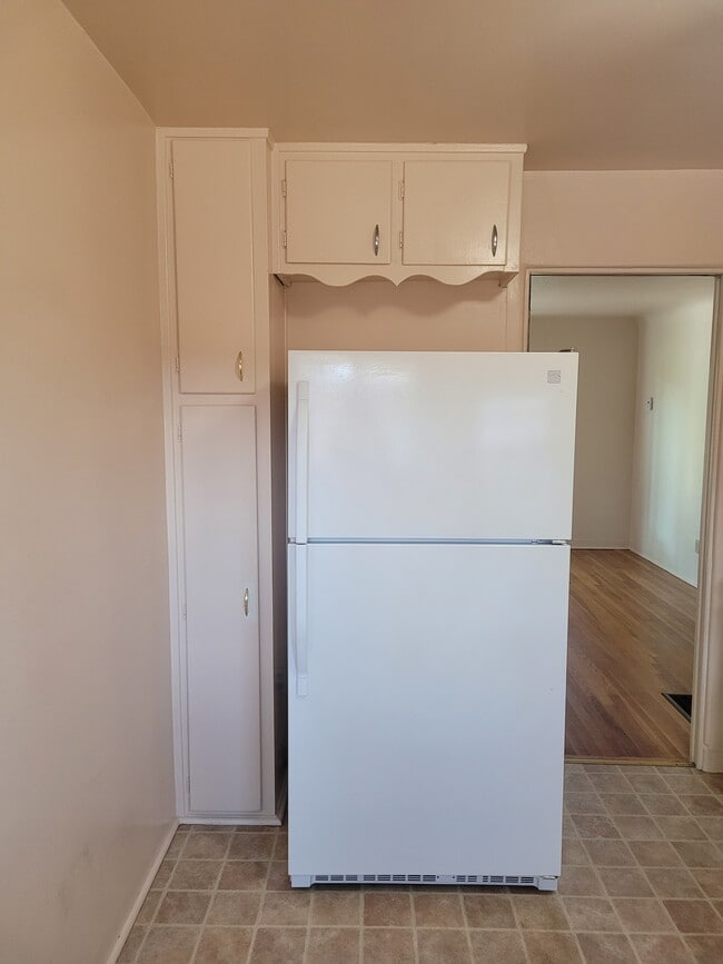 Building Photo - 339 Madison St NE