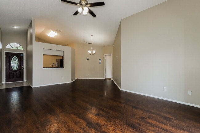 Building Photo - 11506 Smokethorn Dr