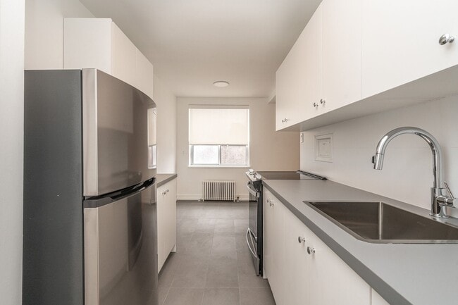 Building Photo - 55 Eccleston Dr