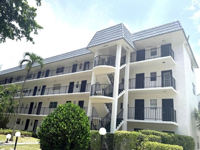 Photo - 3360 Spanish Moss Terrace Unit 313 Apartment