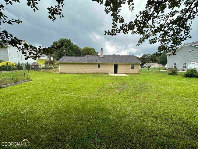 Building Photo - 7098 Hummingbird Ln