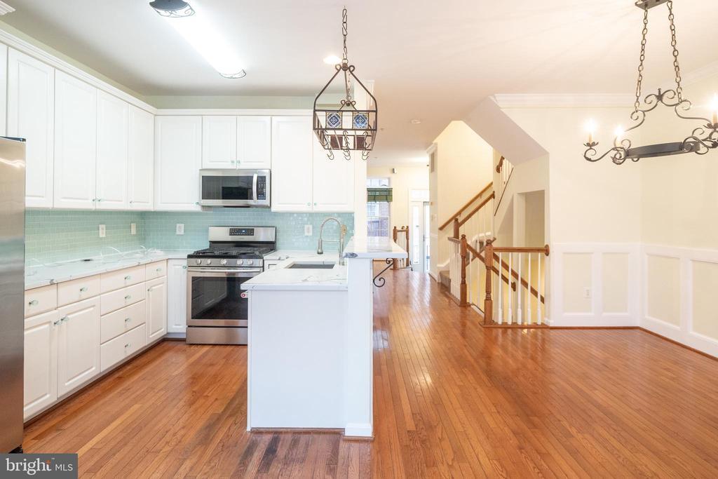 Foto principal - 719 N Vermont St