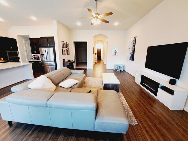 Foto del edificio - 4315 Hood Park Dr