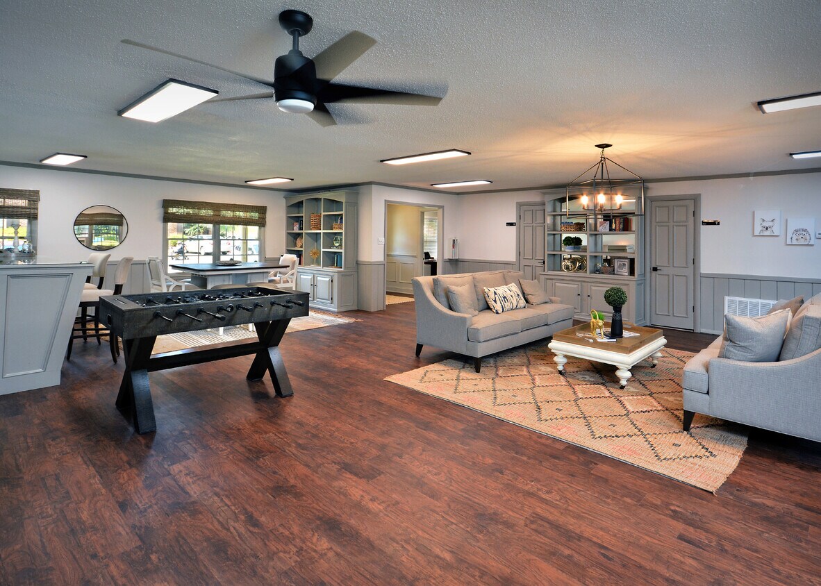 Chateau Apartments 201 Nc Highway 54 Carrboro, NC