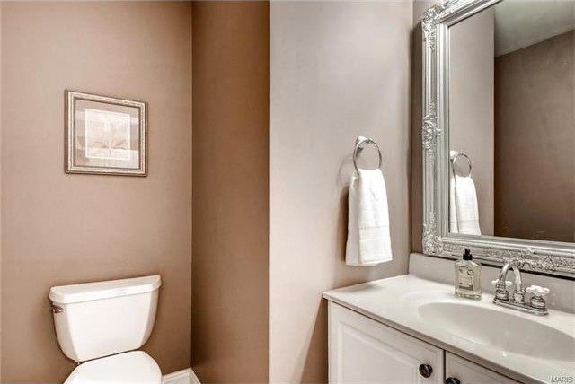 Building Photo - 137 Brighthurst Dr