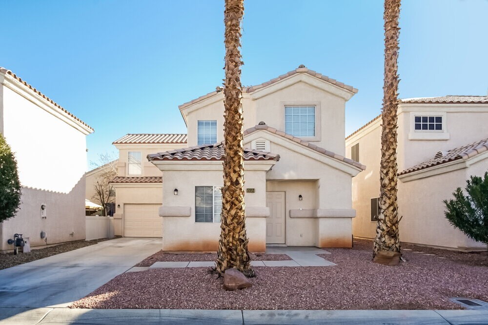 Foto principal - 5912 Crumbling Ridge St