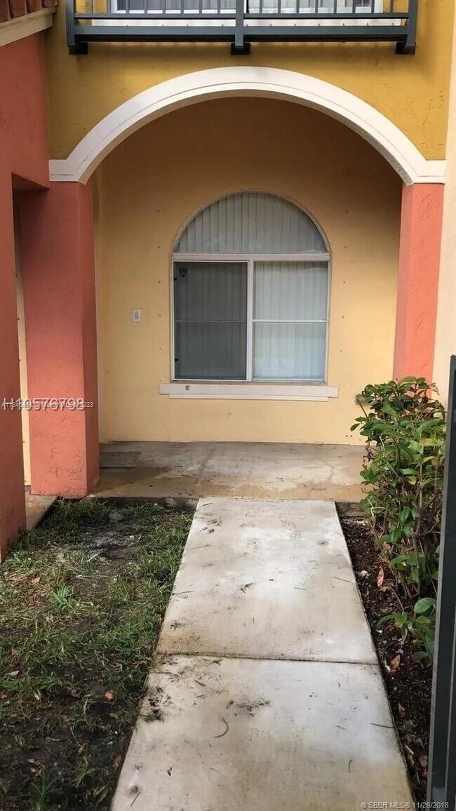 1109 N Santa Catalina Cir, North Lauderdale, FL 33068 Townhome