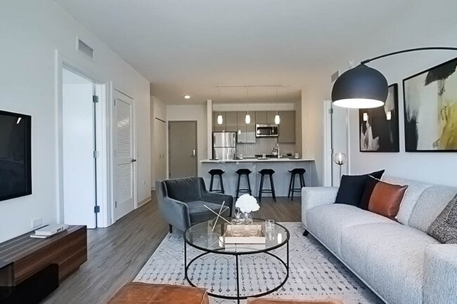 Foto del edificio - 1333 W Madison St