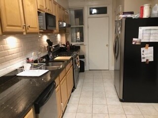 Kitchen - 821 Randolph St NW