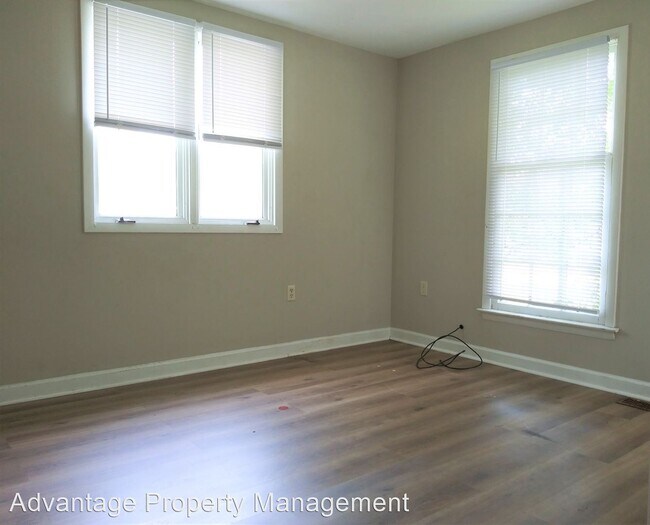 Building Photo - 3 br, 2 bath House - 935 Carridale St SW