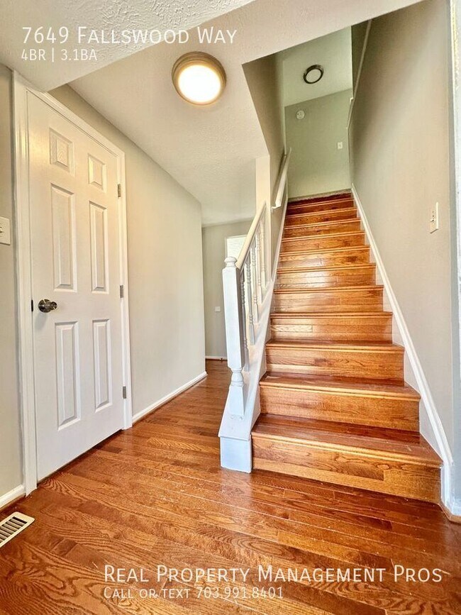 Foto del edificio - 7649 Fallswood Way