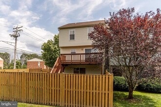 Building Photo - 46 Running Brooke Dr