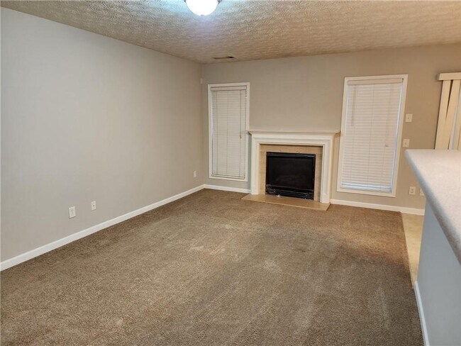 Foto del edificio - 6129 Brookechase Ln