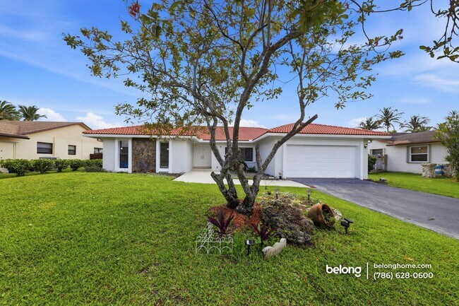 Building Photo - 9460 NW 16th St