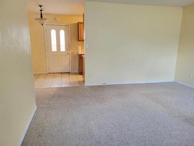 Foto del edificio - 4270 Deerfield Hills Rd