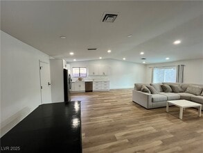 Building Photo - 6191 Bullion Blvd